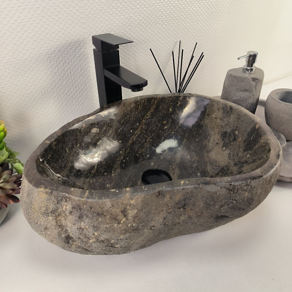 Раковина из речного камня RS-64887 49*38*15 0856