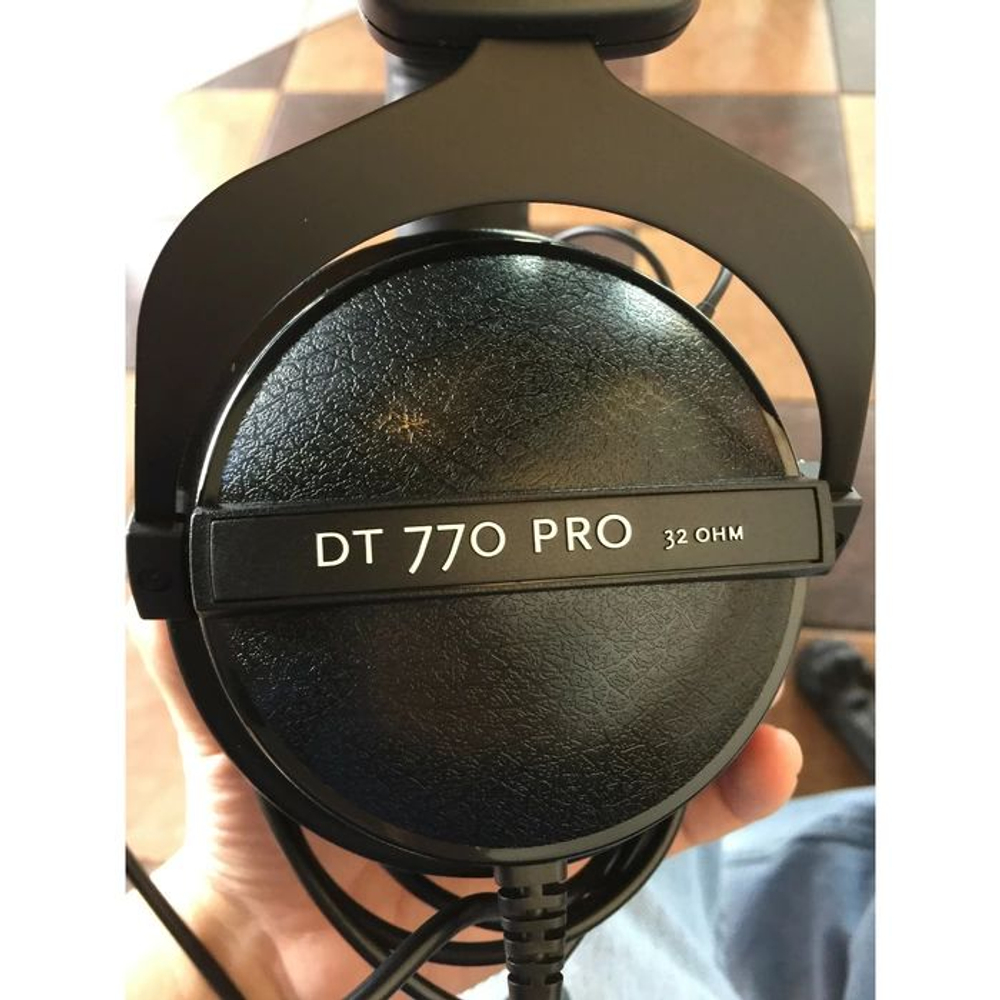 Beyerdynamic DT 770 PRO 32 Ohm Наушники мониторные классические