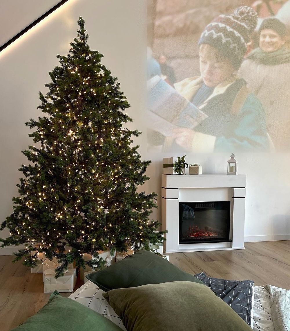 Ель искусственная «Торжественная» (Литая хвоя) 240 см / 2.4 м