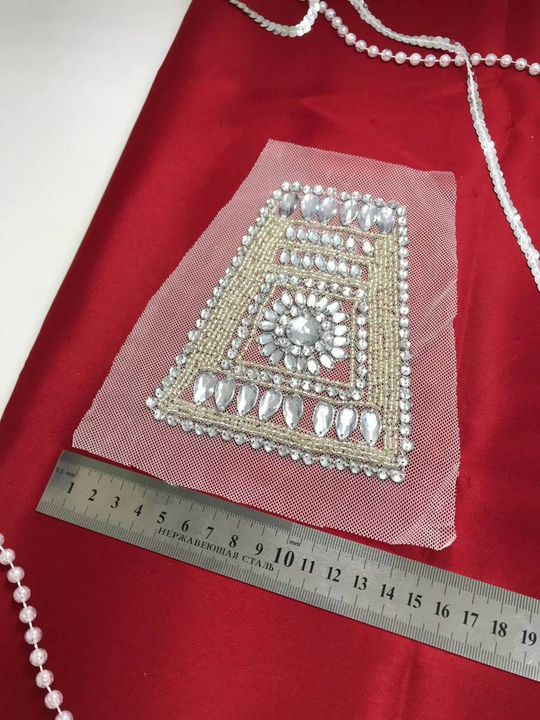 Аппликация пришивная, бисер/стразы на сетке, серебро, комплект 10штук