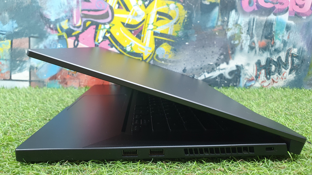 Игровой ASUS i5-11/8 Gb/RTX 3060 6GB/144 Hz TUF Dash F15 FX516PM-HN015T