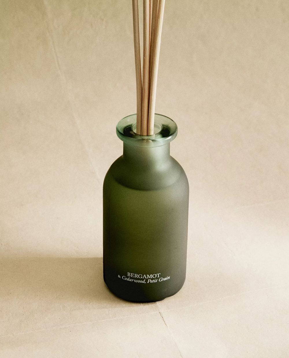 Zara Home - Освежитель воздуха mikado bergamot & cedar wood, petit grain, 195 мл