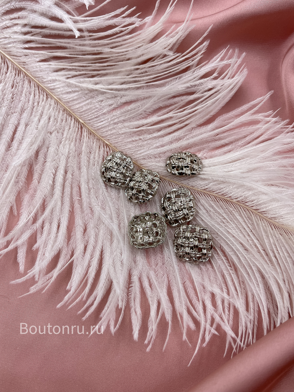 Пуговицы квадратные в серебристом металле с плетением сетка