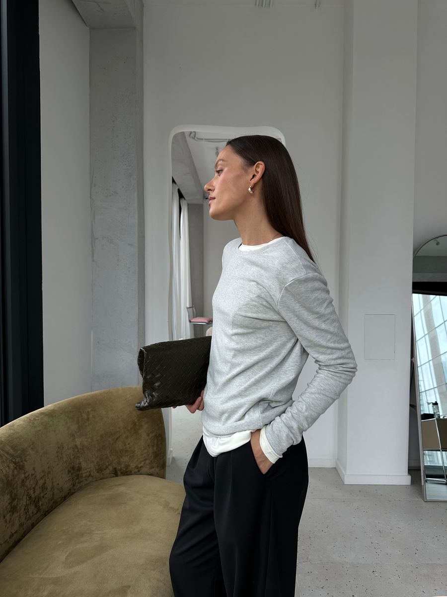 Лонгслив из трикотажа светло-серый меланж