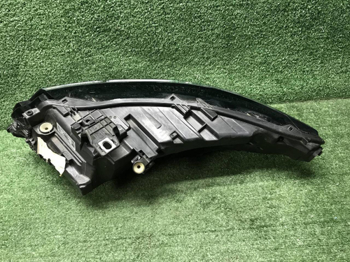 Битая Фара правая Range Rover Sport 3 22-нв LED