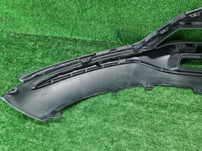 Юбка переднего бампера Mercedes GLC X253 19-22 AMG