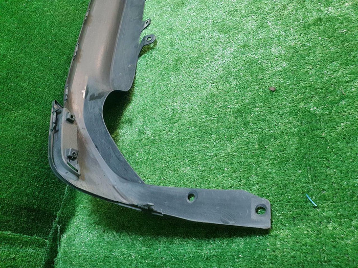 Юбка заднего бампера Toyota Camry xv70 (2017-н.в.)