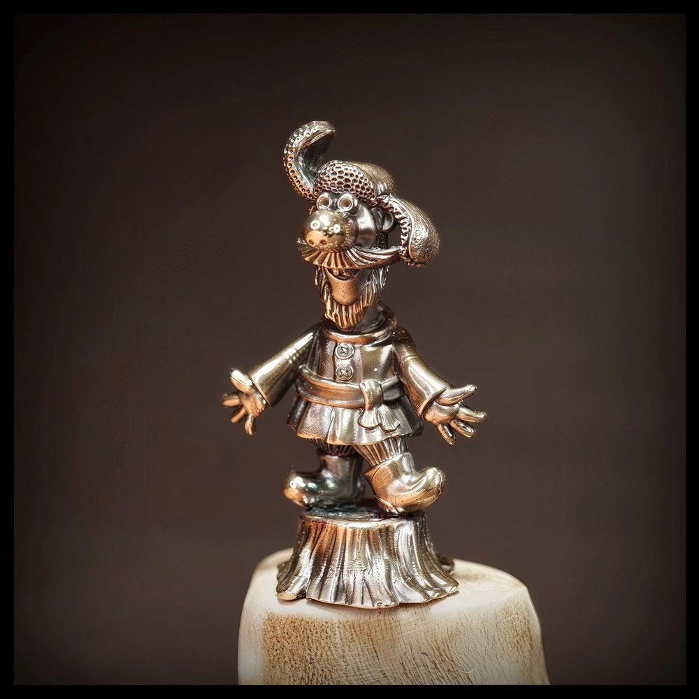 Коллекционная фигурка "Мужичок" , бронза