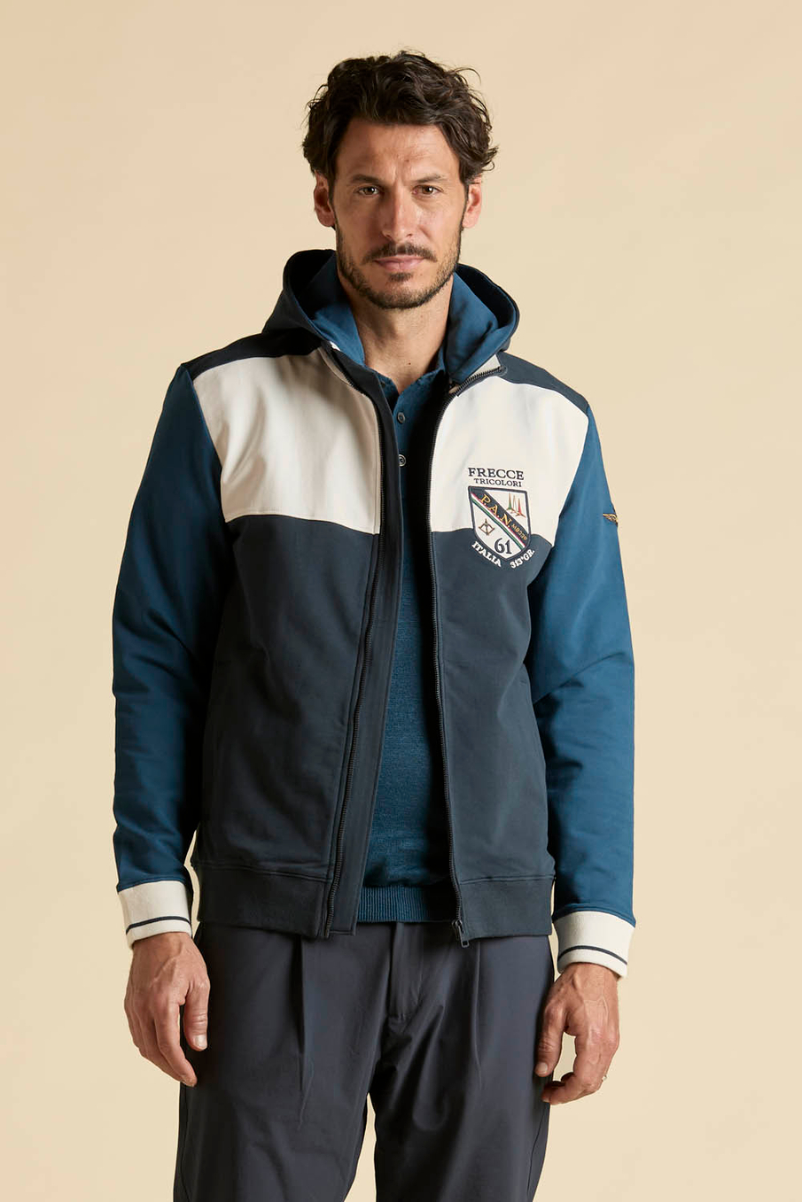 Спортивный костюм из хлопка