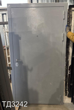 Дверь Металлическая Б/У 2070(в) x 1050(ш)