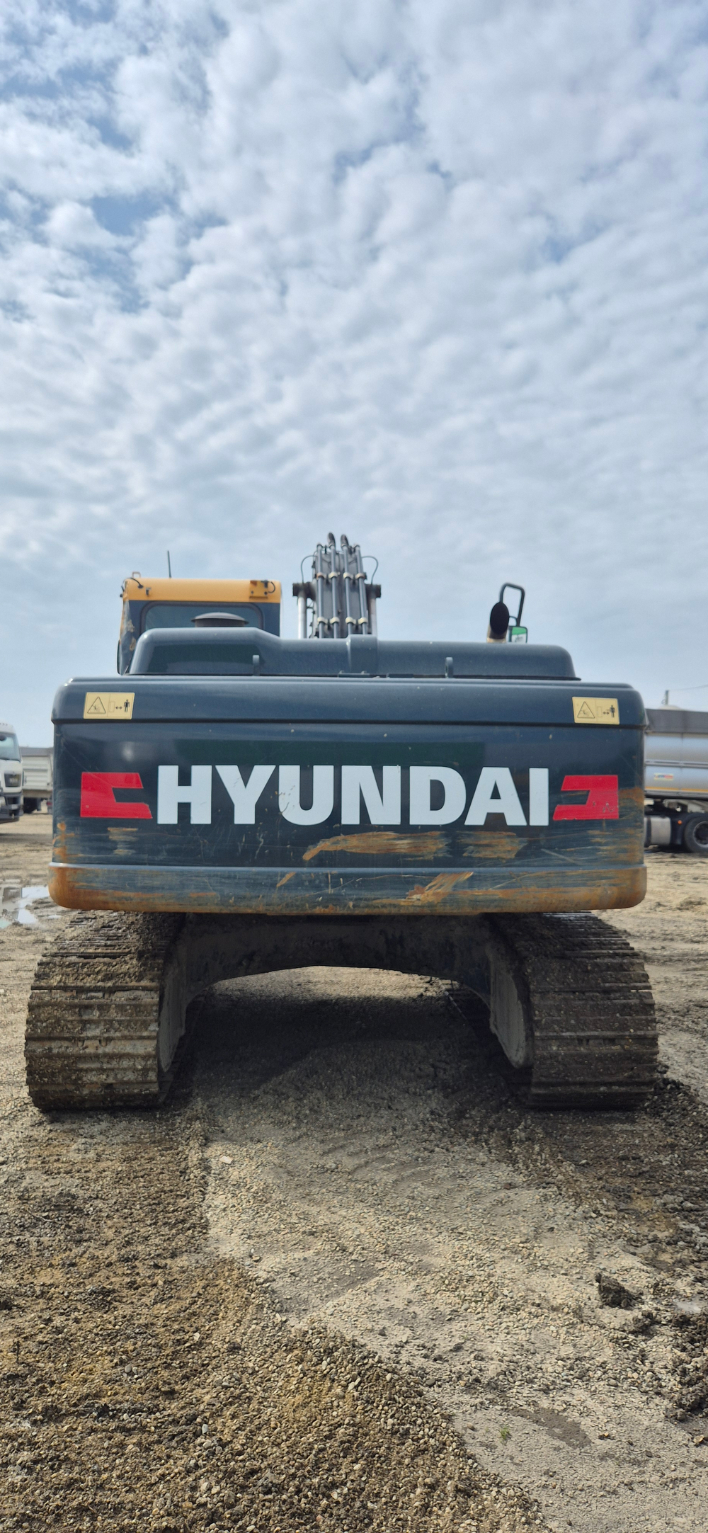Hyundai R225* Экскаватор R225LVS (Дизельный, 6,7 л, 170 л.с., АТ)