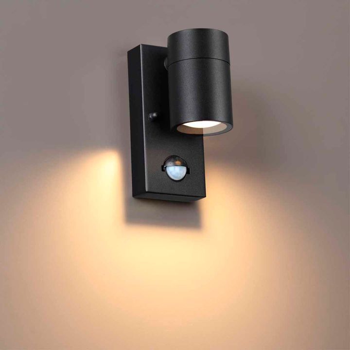 Уличный настенный светильник Odeon Light Motto 4389/1W