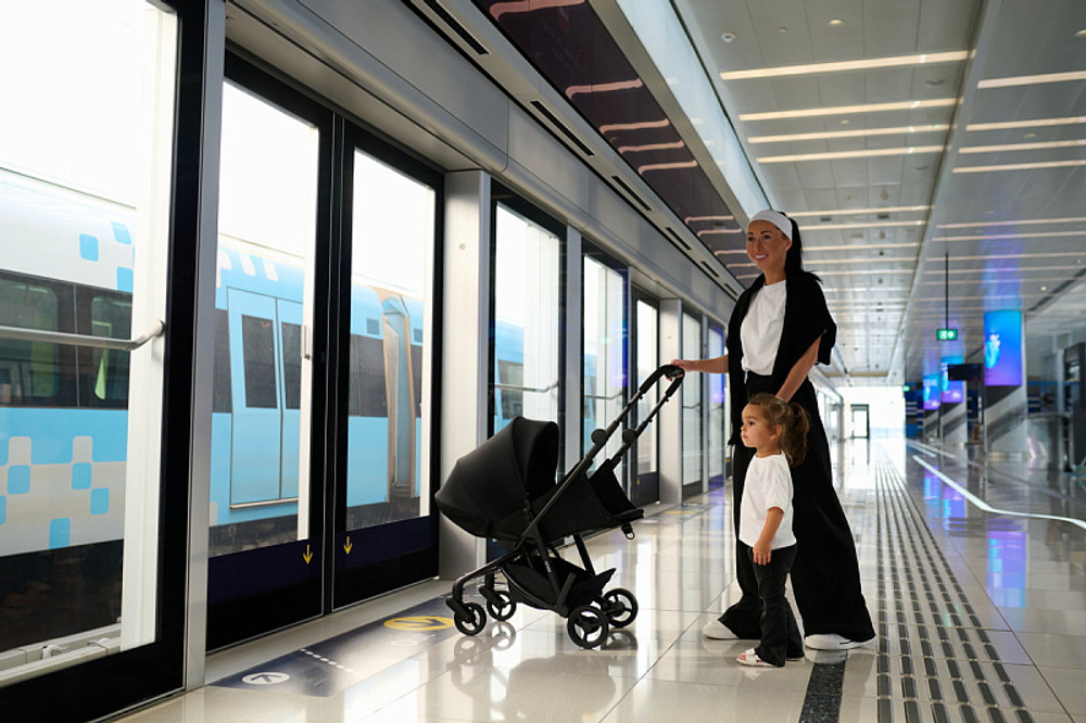 Прогулочная коляска Anex AIR-Z New Az-04-N Space