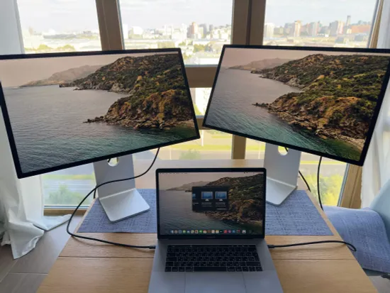 Монитор Apple Studio Display 27" Retina 5K, нанотекстурное стекло, подставка с регулировкой наклона и высоты, серебристый