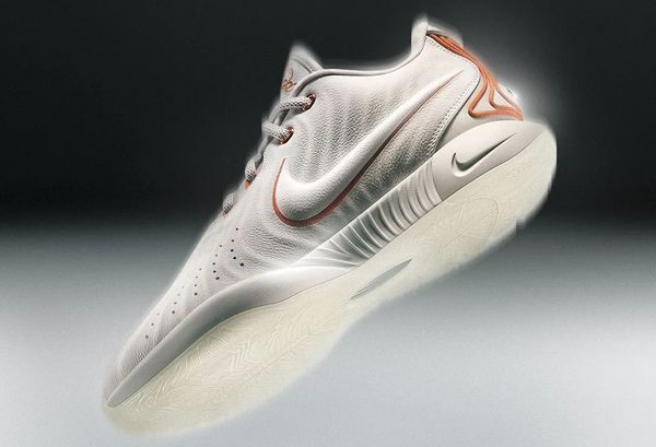 Nike LeBron 21 «Akoya» официальная презентация