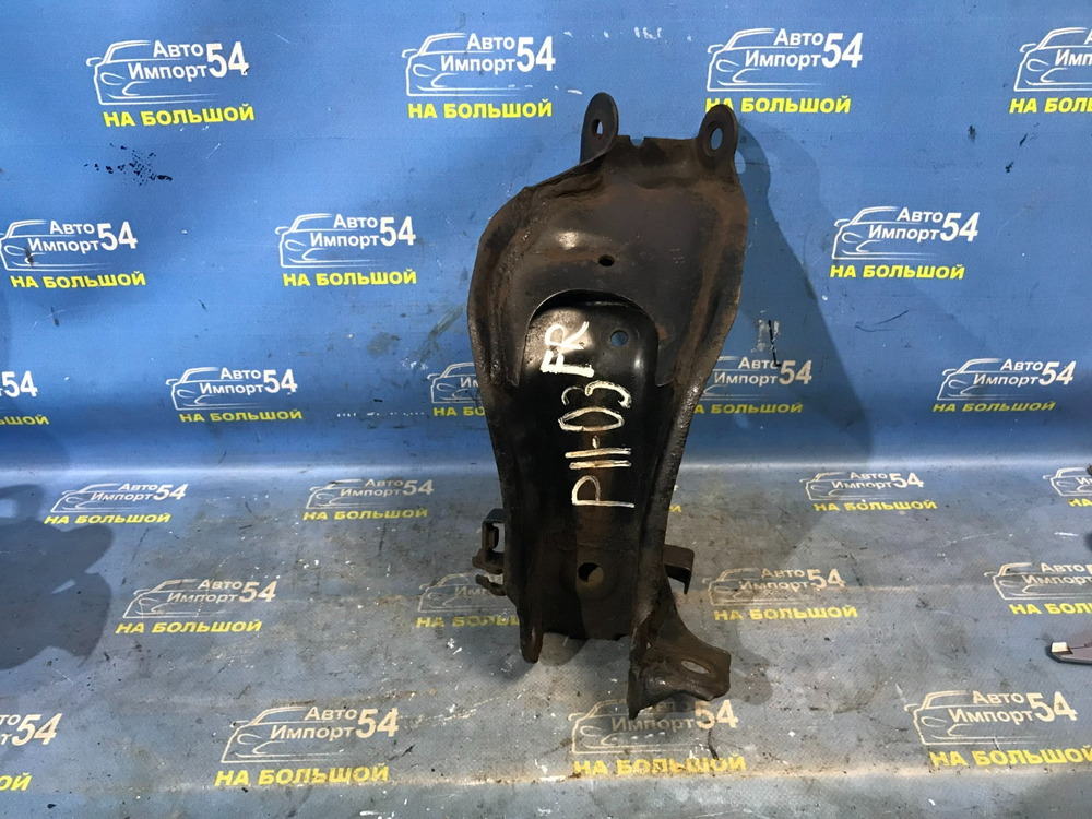 Рычаг передний правый NISSAN PRIMERA 1999