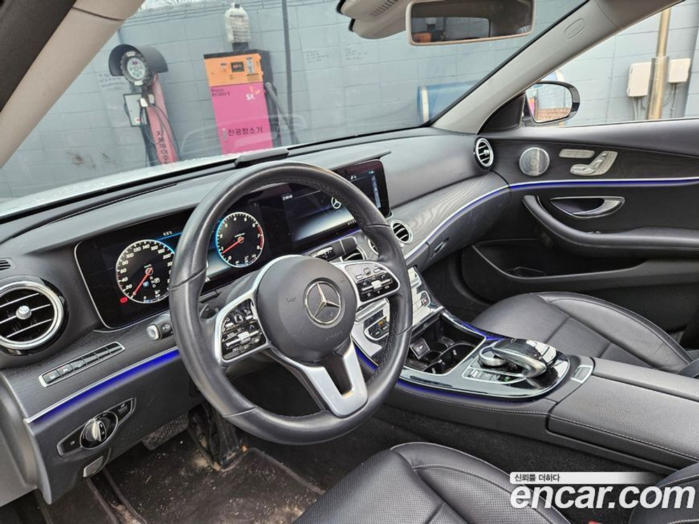 Mercedes-Benz E-Class W213 E300 Avangarde (02.2020)