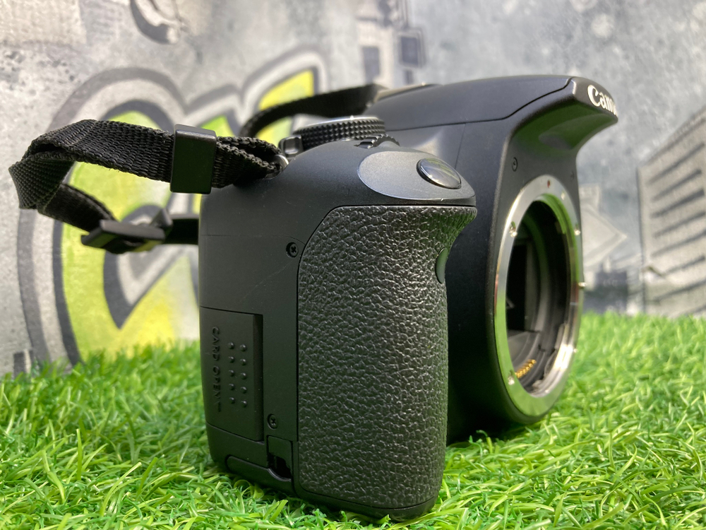 Canon EOS 500D kit 18-55mm Покупка/Продажа