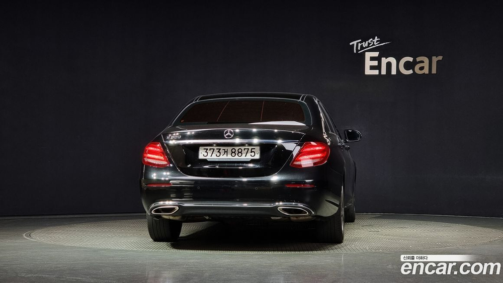 Mercedes-Benz E-Class W213 E300 Avangarde (10.2019)