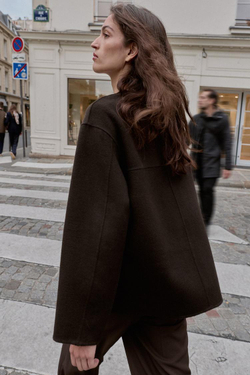 ZARA КОРОТКОЕ ПАЛЬТО ИЗ СМЕСОВОЙ ШЕРСТИ С ШАРФОМ, КОРИЧНЕВЫЙ