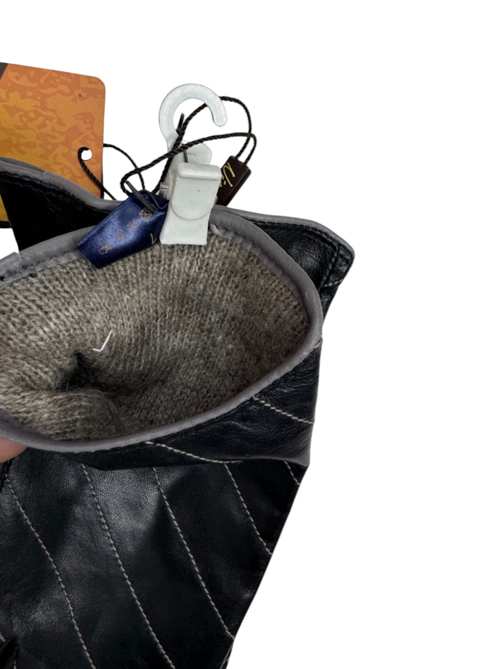 Перчатки.Женские.Материал верха: Кожаные люкс качества.Подклад: Трикотаж-шерсть.В упаковке 5 шт.