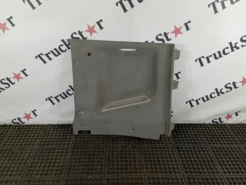 Обшивка салона правая