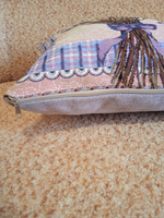 Декоративный гобеленовый чехол для интерьерной подушки Лаванда - бабочка 38*38