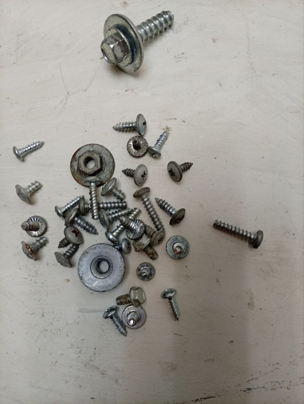 WMSD7105B кт17 Крепеж, хомуты для стиральной машины Hotpoint-Ariston б/у