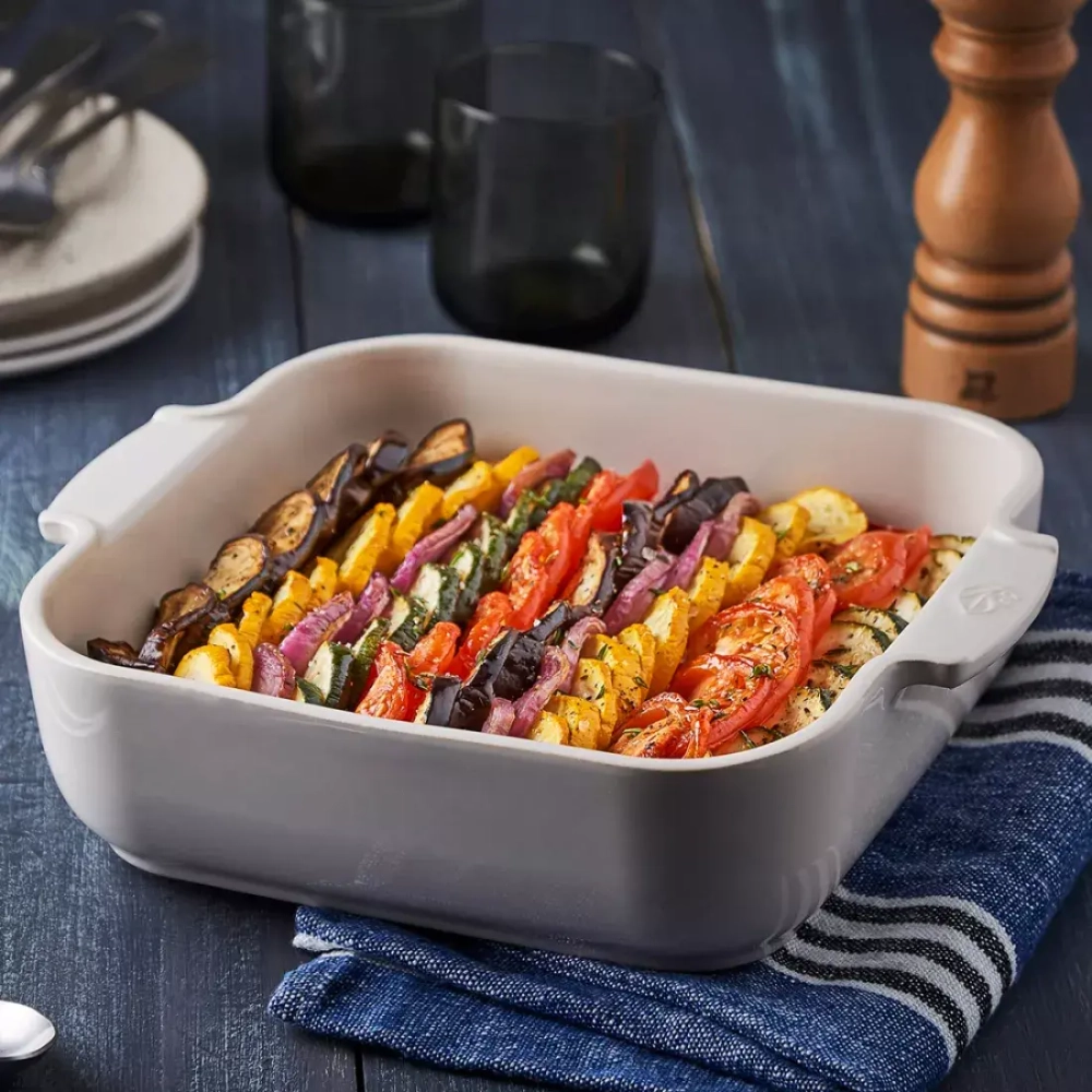 Квадратная форма для запекания 21см 1.1л Peugeot Ecru