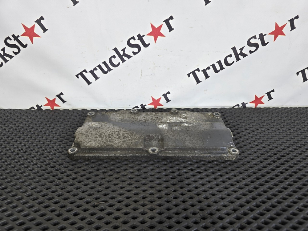 Крышка блока цилиндров 2018г.