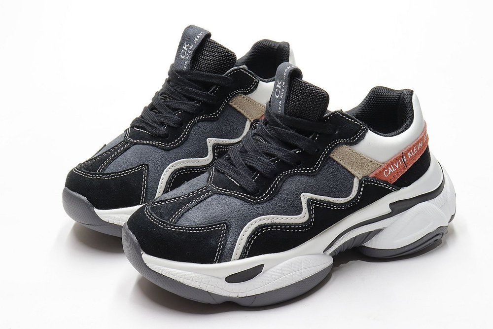 Кроссовки нат. кожа (36-41)р. / шт. 5652/10