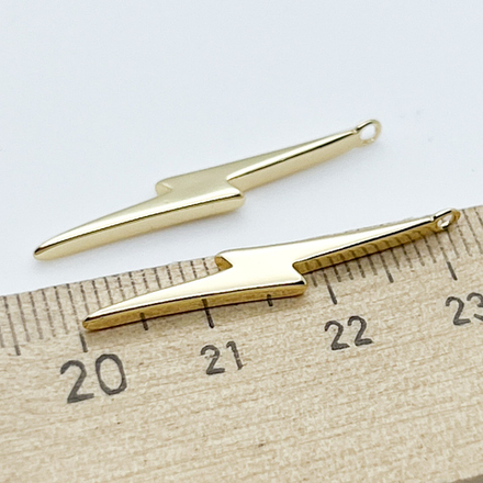 Подвеска Молния, цвет золото, размер 31*4,5 мм, цена за 1 шт