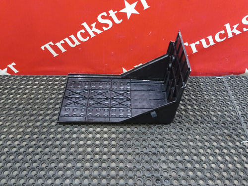 Крышка ящика АКБ 2023г.