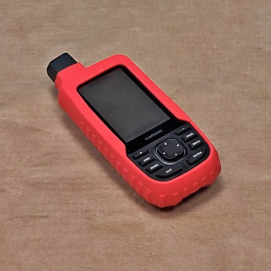Чехол для Garmin GPSMAP 67/66 силиконовый (Красный)
