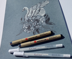 Набор две белые гелиевые ручки + два черных линера (толщина 0,3 мм и 0,9 мм) для рисования и скетчинга