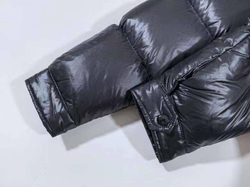 Пуховик Moncler