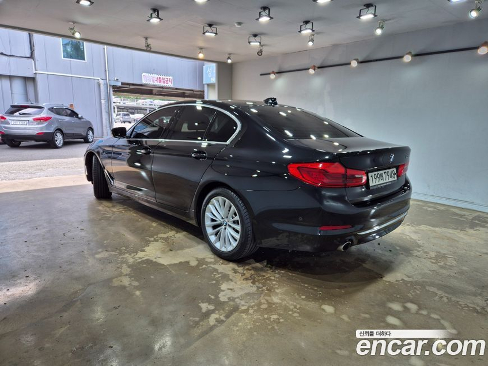 BMW 5 Series (G30) 530i Luxury Plus (04.2020)