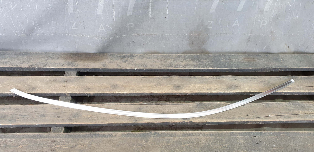 Молдинг двери передней левой Mercedes GLC (X253) 15-нв Б/У Оригинал A2537250182