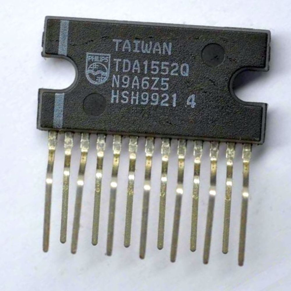 TDA1552Q (sip13)