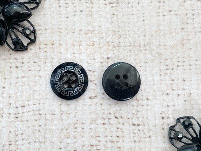 Пуговицы, d 1,8 см