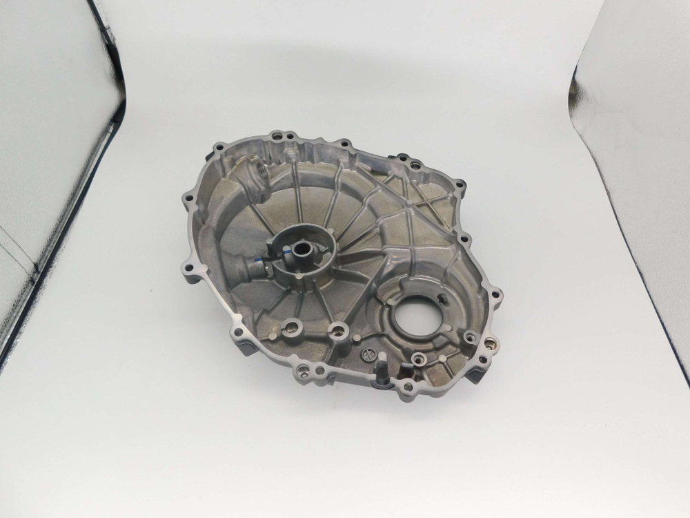 Крышка сцепления Honda CBR600RR 09-26 11330-MFJ-A41