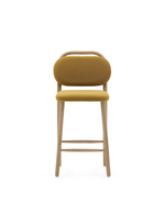 Полубарный стул Helda из горчичного шенилла и массива дуба FSC 65 см