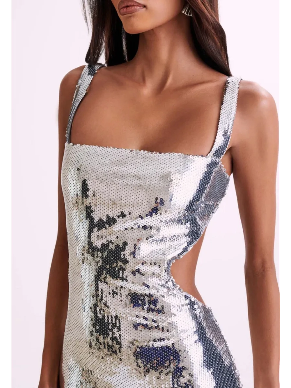 Платье вечернее блестящее