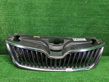 Решетка радиатора Skoda Rapid 1 (2012-2020)