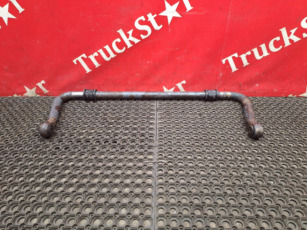 Стабилизатор передний