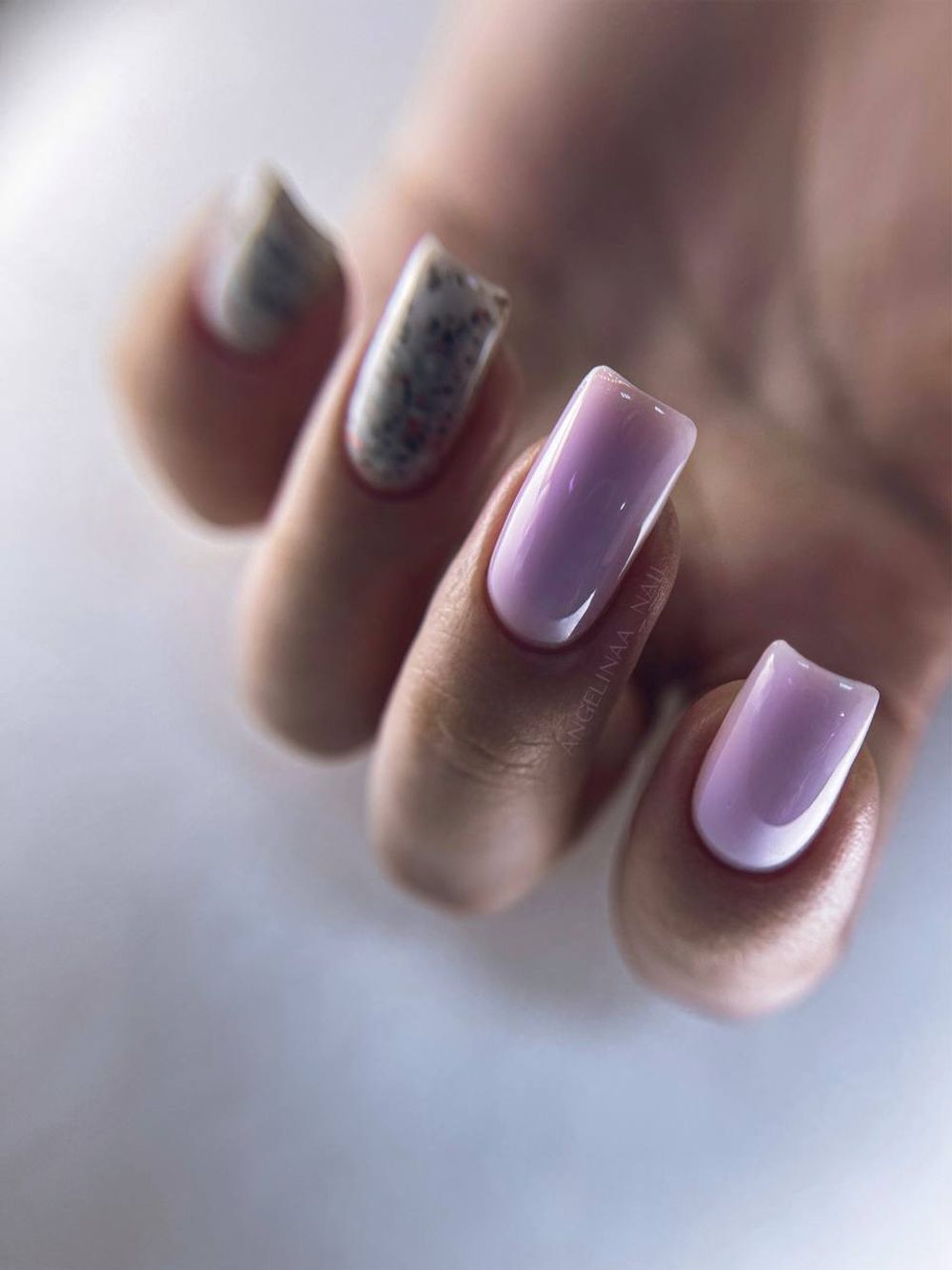 photo_5300789611443896629_y