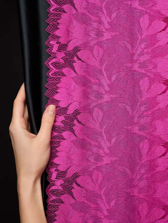 03-77 Кружево эластичное 24 см, фуксия