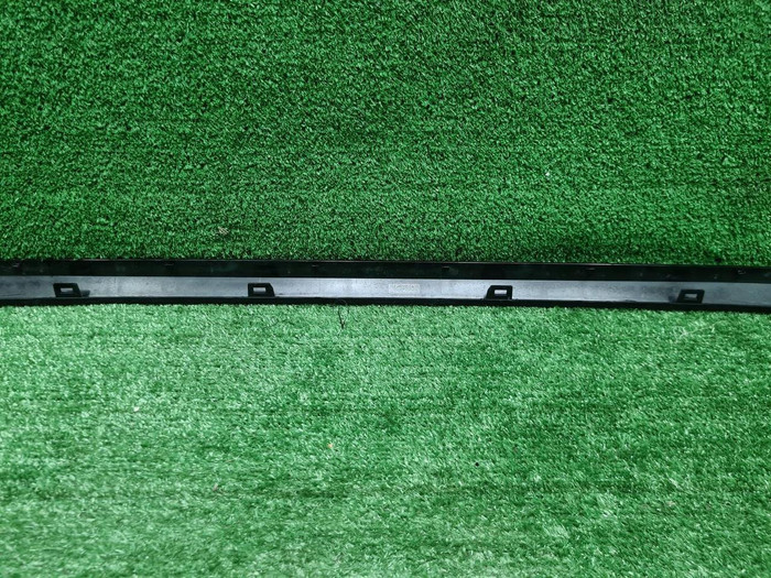 Молдинг решетки радиатора Mini Hatch F56 (2021-нв)