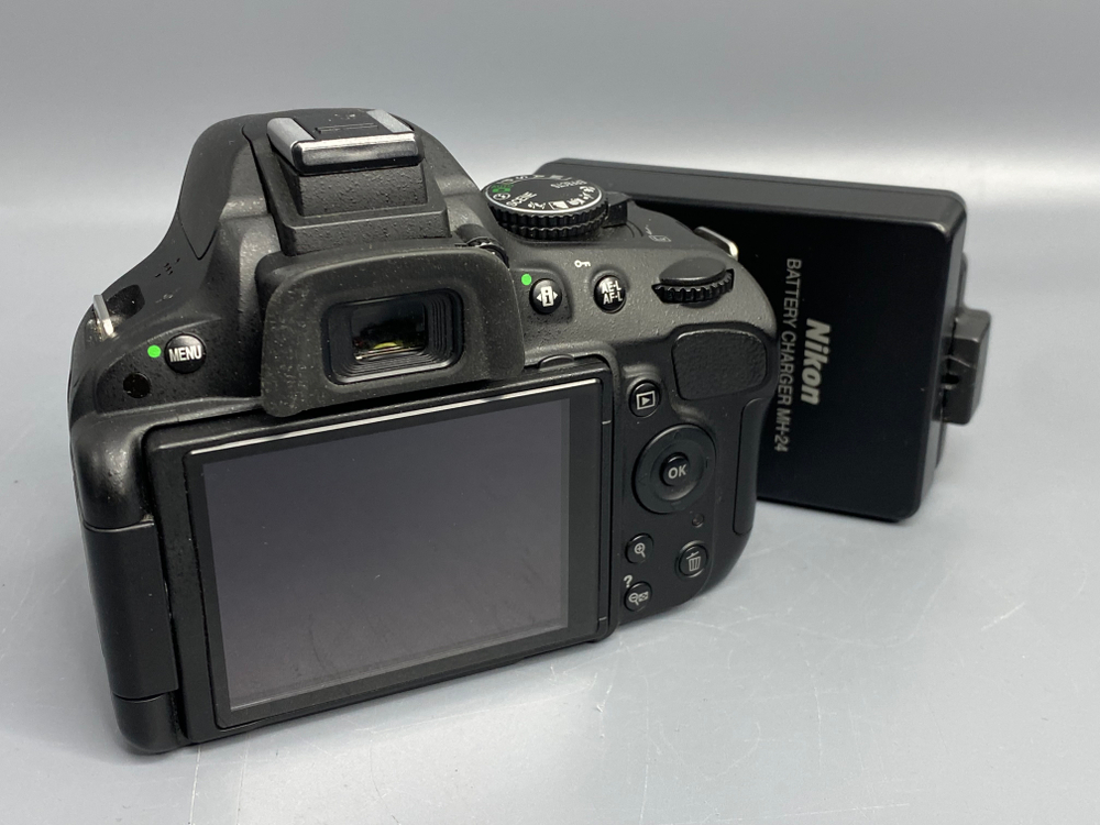 Nikon D5100