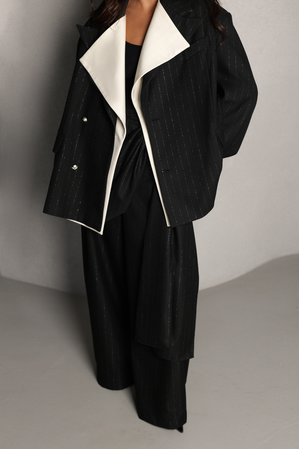 Жакет в полоску с двойным лацканом